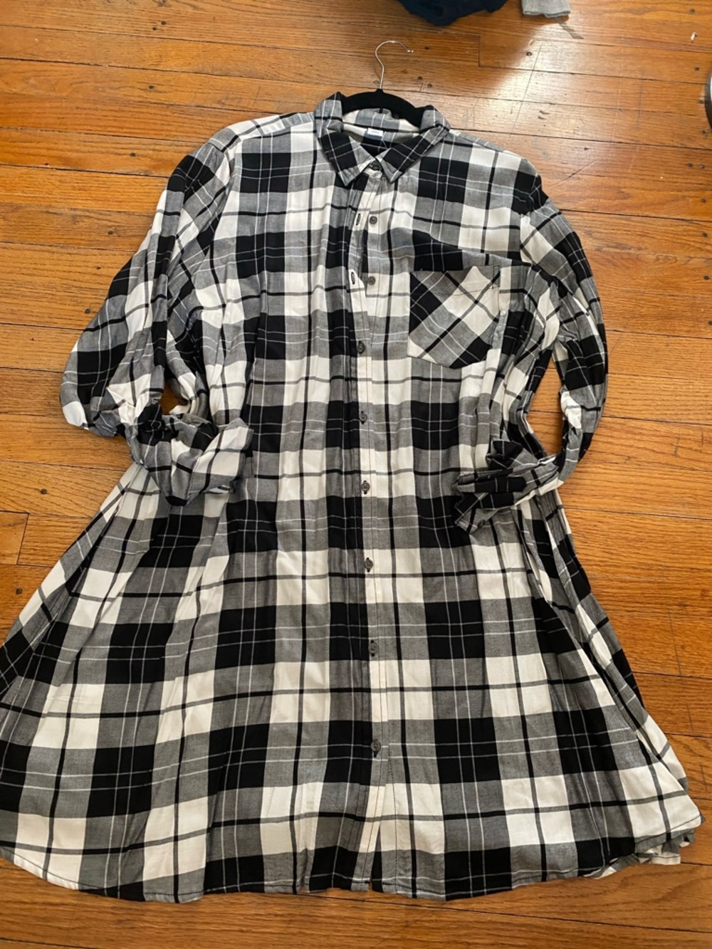 Old Navy Black and White Plaid Flannel Shirt
